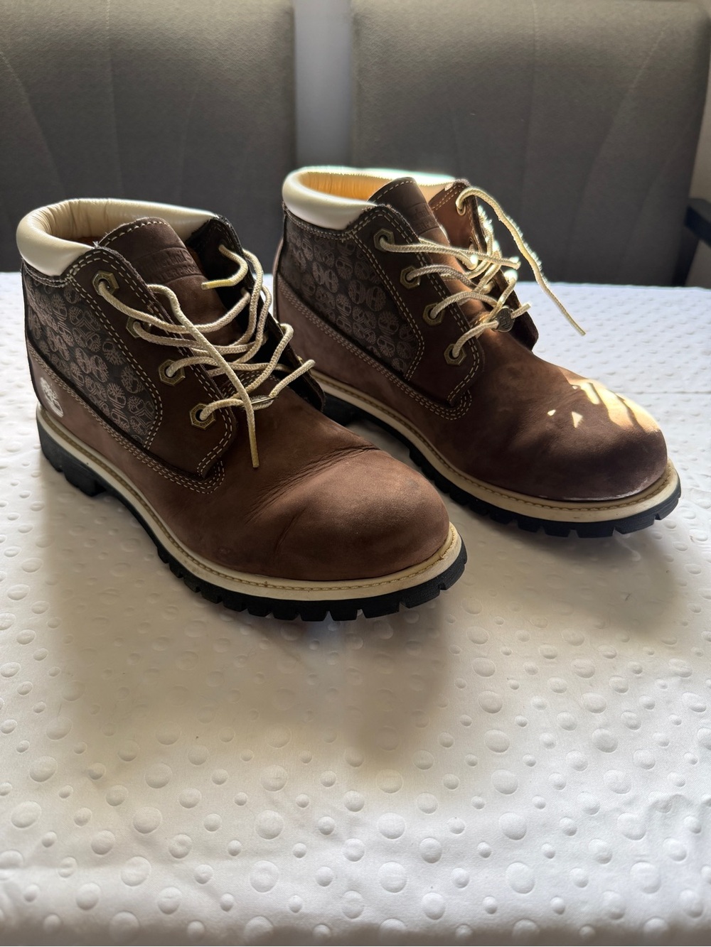 Timberland Brown and Cream UNIQUE Ankle Boots